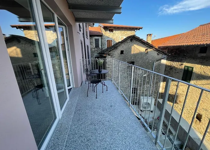 Delfina Terrazzo 013239-cni-00132 Vercana